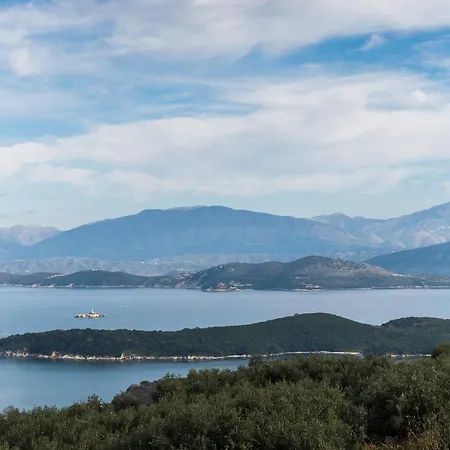 Villa The Hillside Villas, Stunning Views & Private Pool *