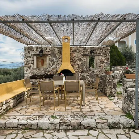 Villa The Hillside Villas, Stunning Views & Private Pool