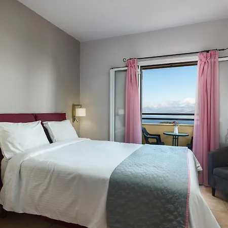 Villa The Hillside Villas, Stunning Views & Private Pool *